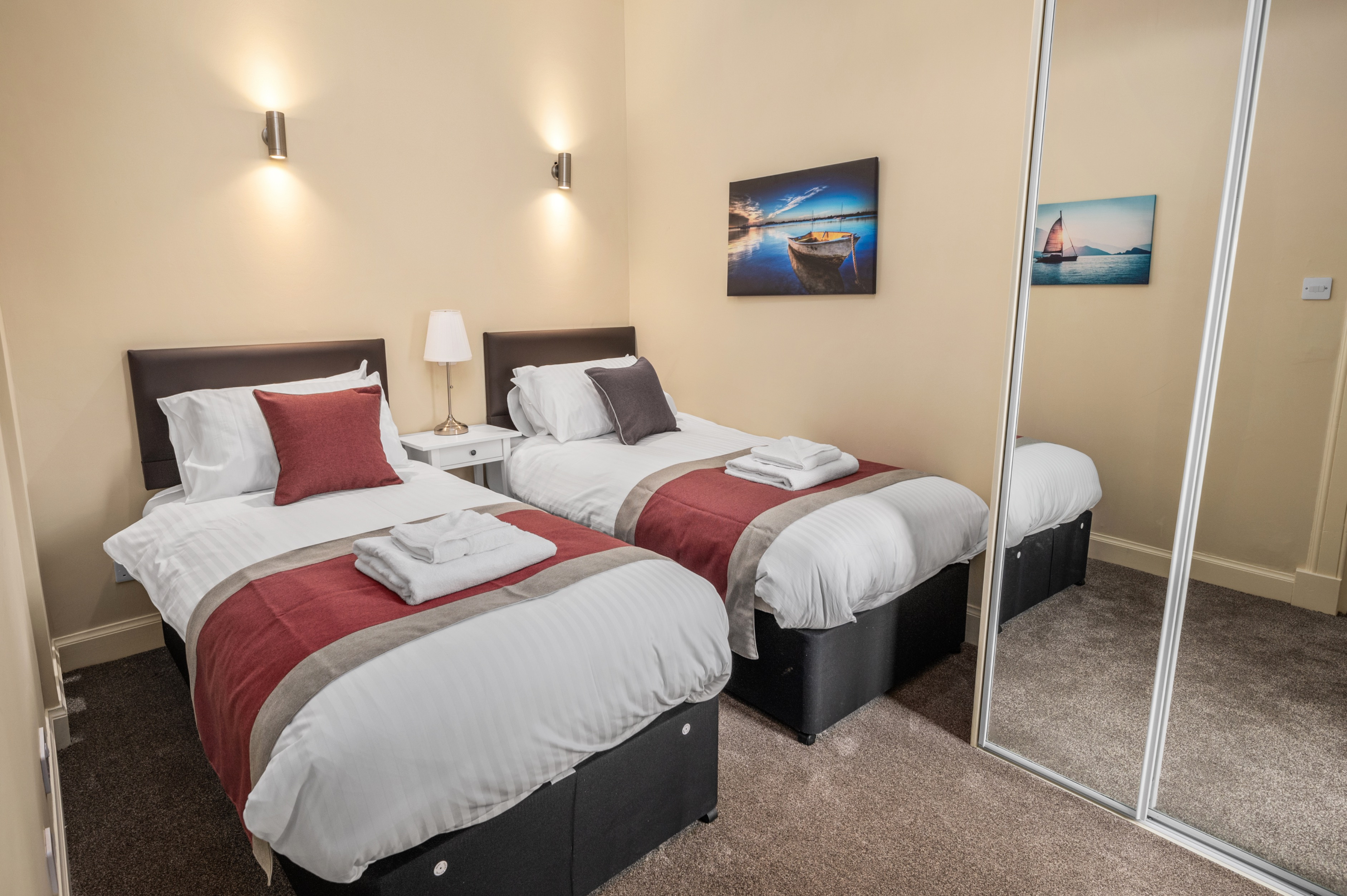 twin-bedroom-wide.jpg